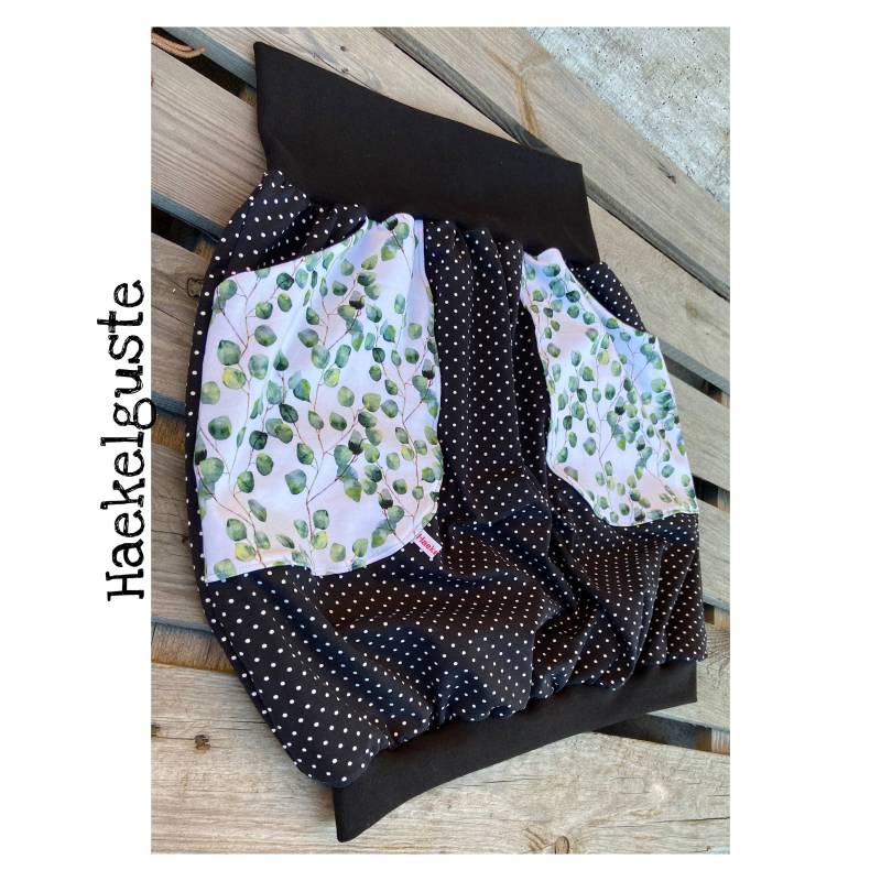 Schwarzer Pünktchen Eukalyptus Ballonrock Liebling Damen Rock Mit Taschen von Haekelguste