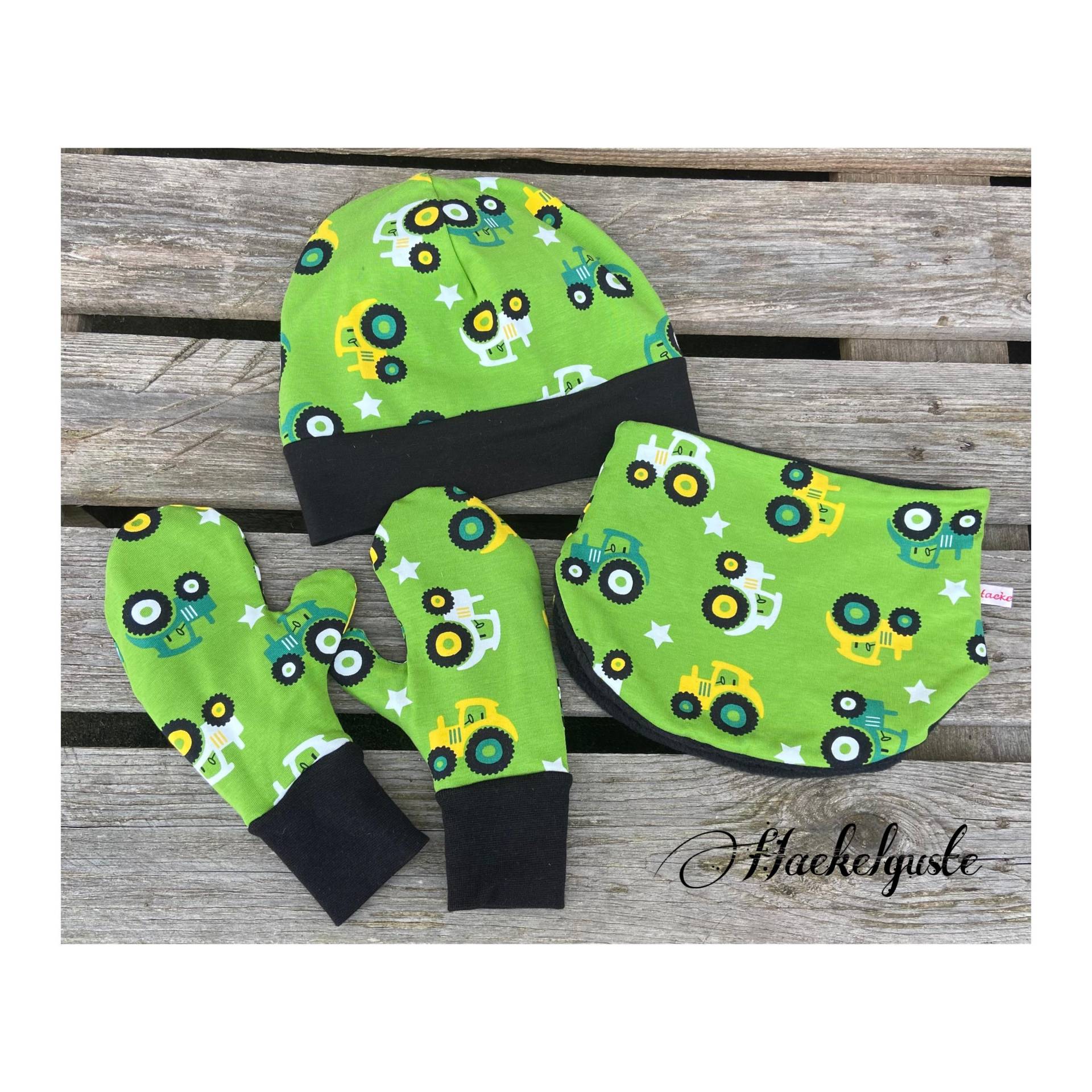 Winter Set Gr. 52-54 Fleece Mütze + Schlupfloop Handschuhe Grün Trekker Traktor Jungen Geschenk Gefüttert Fausthandschuhe Beanie von Haekelguste