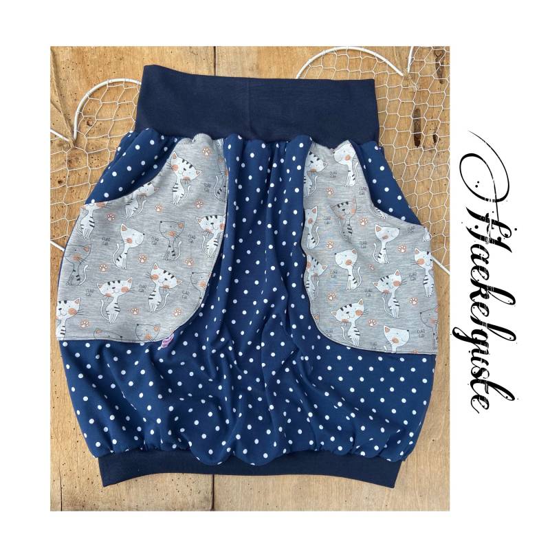 Wunschgröße "Katzi" Ballonrock Dunkelblau Punkte Damen Rock Katze Grau Mit Taschen Häkelguste Frau Geschenk Cat von Haekelguste