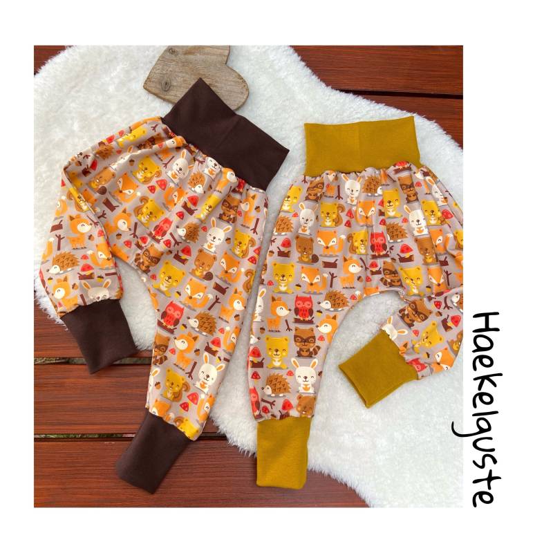 Wunschgröße " Waldtiere Pumphose Sarouelhose Kinder Unisex Jogger Pants Naturtöne Erdefarben von Haekelguste