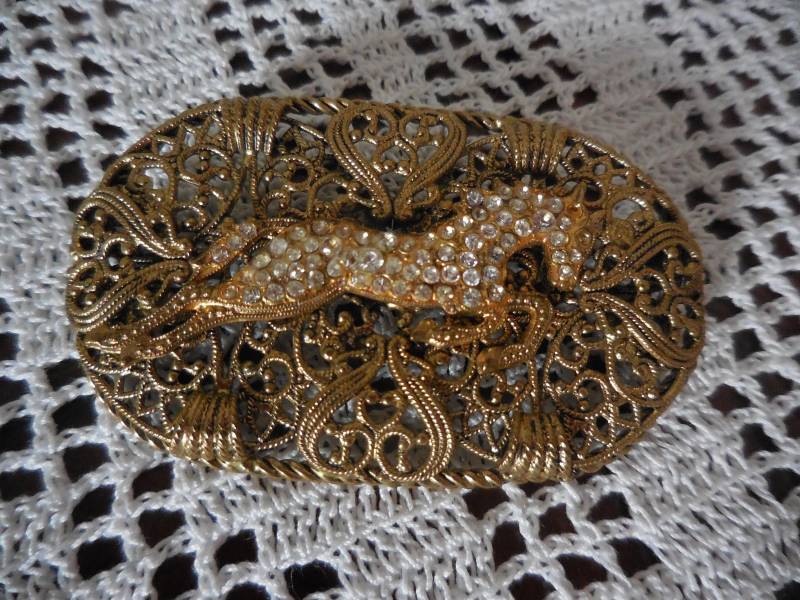 Alter Modeschmuck Brosche England Springendes Pferd Strasssteine Seltenes Fundstück von Haekeliris