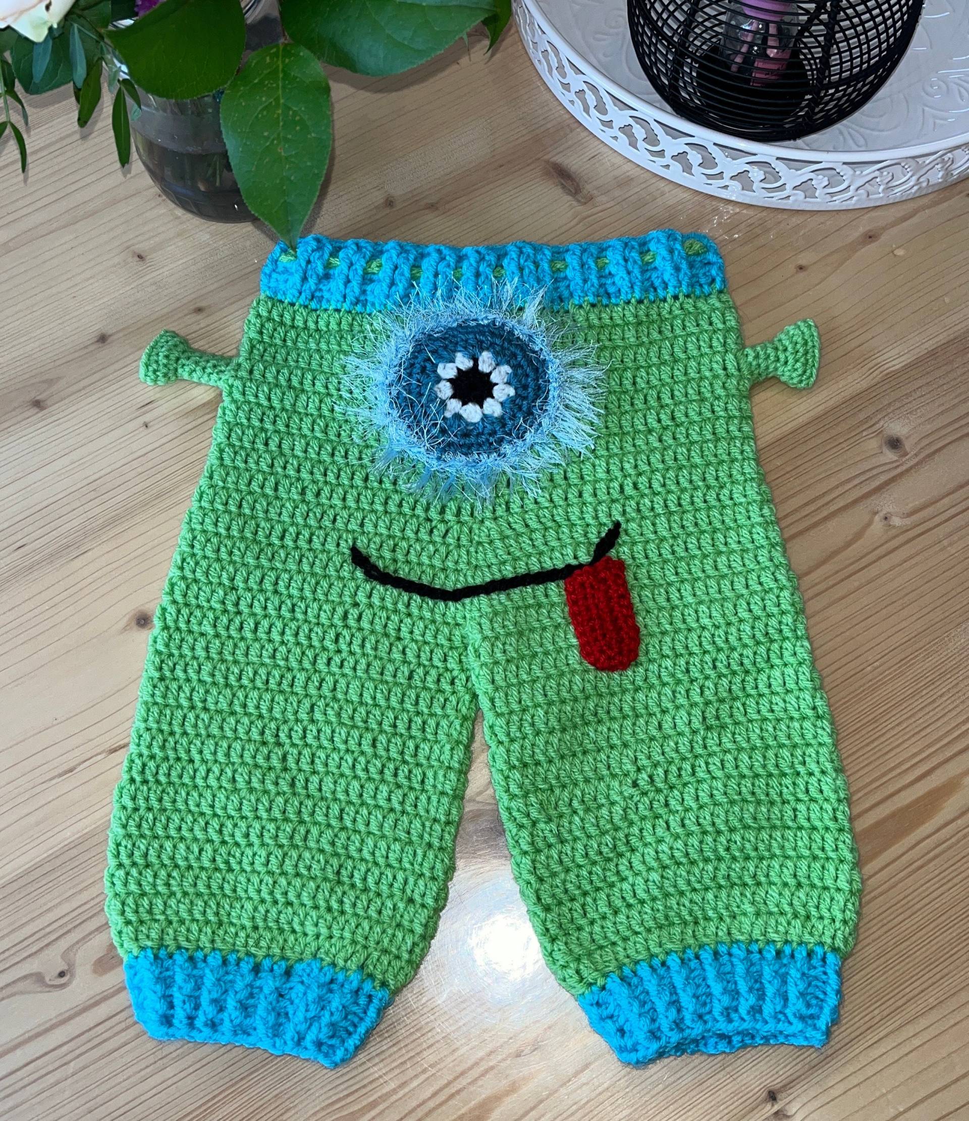 Monster Hose Gehäkelt Monster Hose Gehäkelt von Haekelpirat