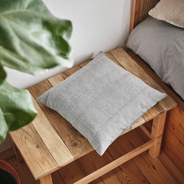 HängemattenGlück Sofakissen / Kopfkissen aus reiner Bio Baumwolle (Bezug und Füllung) 60x60cm Grau- / Naturtöne von HängemattenGlück