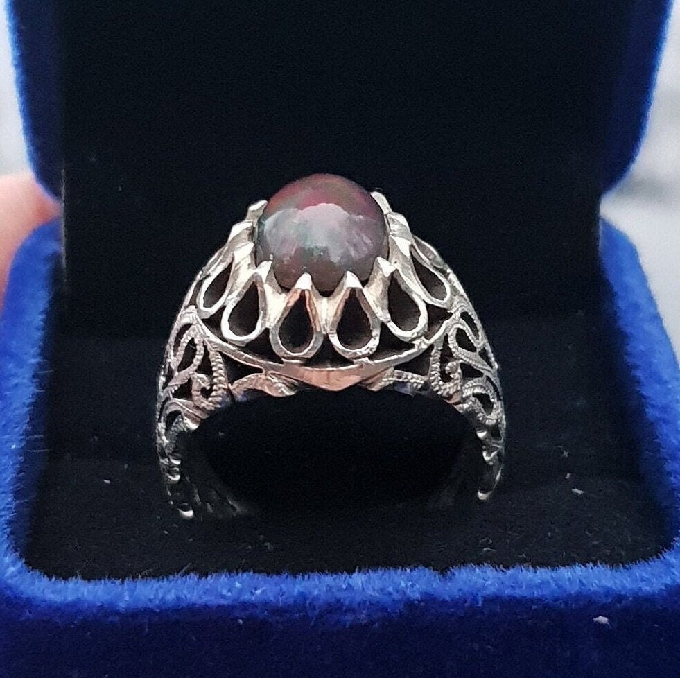 Opal Silberring Für Herren Oder Damen. Handarbeit . Handmade Silver Ring With Opal Opal Silberring Für Herren Oder Damen. Handarbeit . Handmade Silver Ring With Opal von HaidarAndCo
