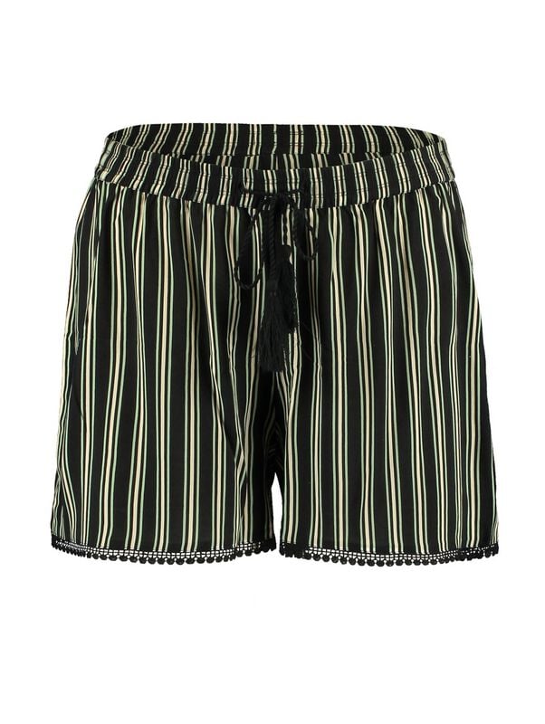 Hailys SH V TR Sia Short schwarz in XXL von Hailys