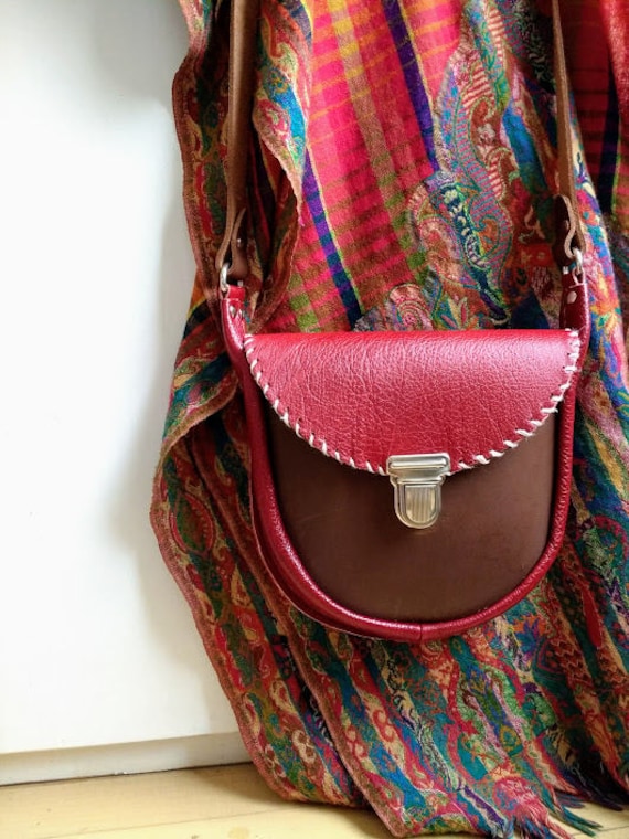 Satteltasche Braun Rot Öl Gegerbt Geschirr Leder 10 X 11 Zoll Handmade Von Marion Haima Haima-Design von Haimadesign