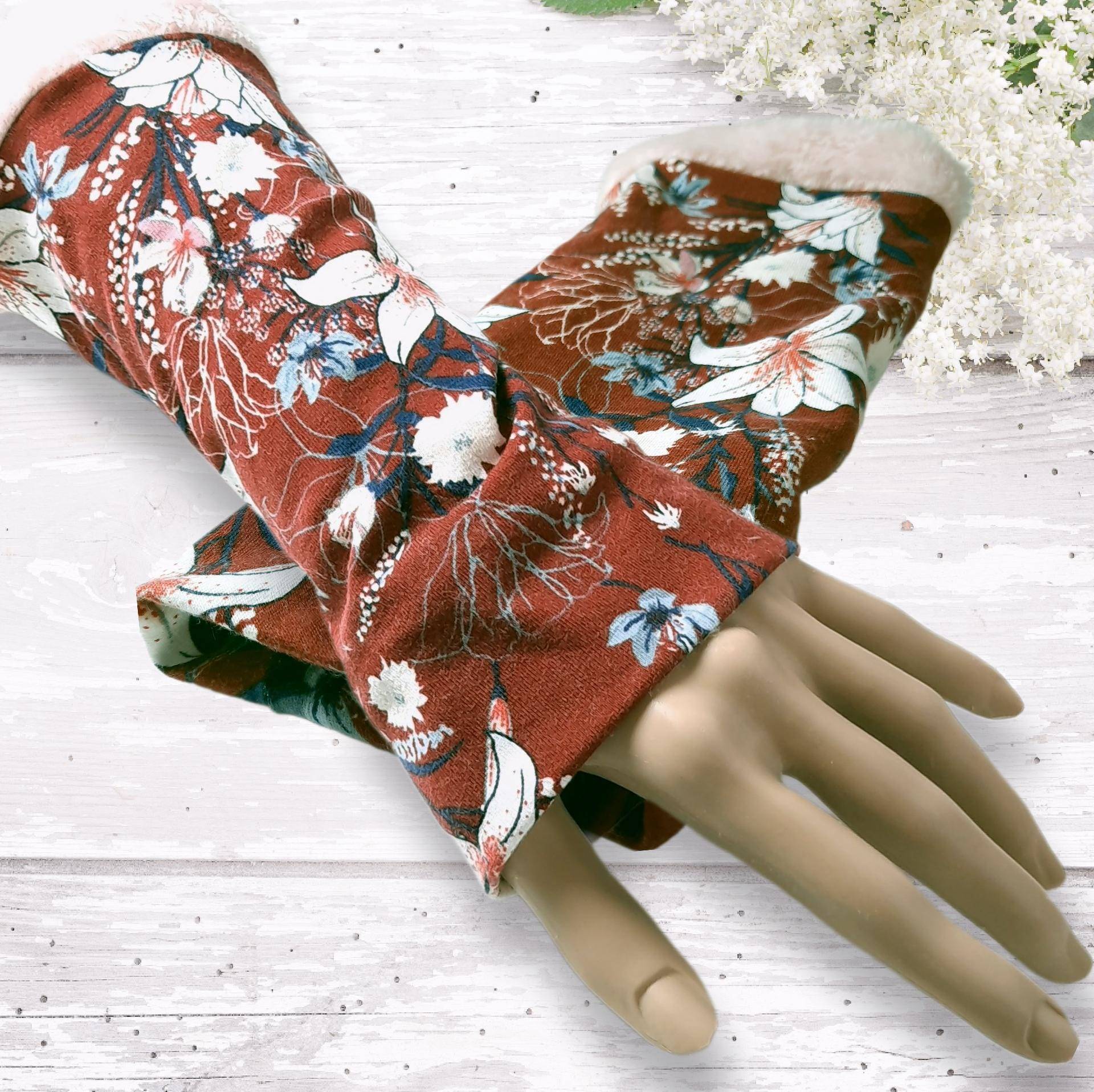 Armstulpen, Armwärmer, Stulpen, Pulswärmer Aus Jersey in Bordeaux, Gedoppelt Mit Plüsch Rosa von Haipo