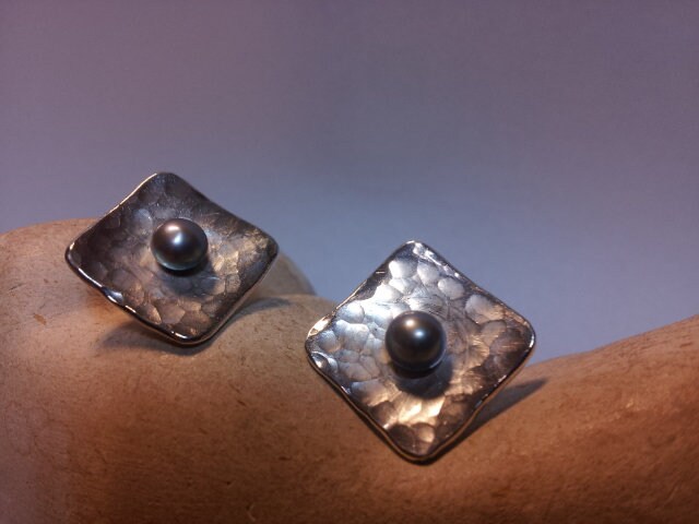 Ohrstecker Mit Perle Ohrstecker Mit Perle von Hairico