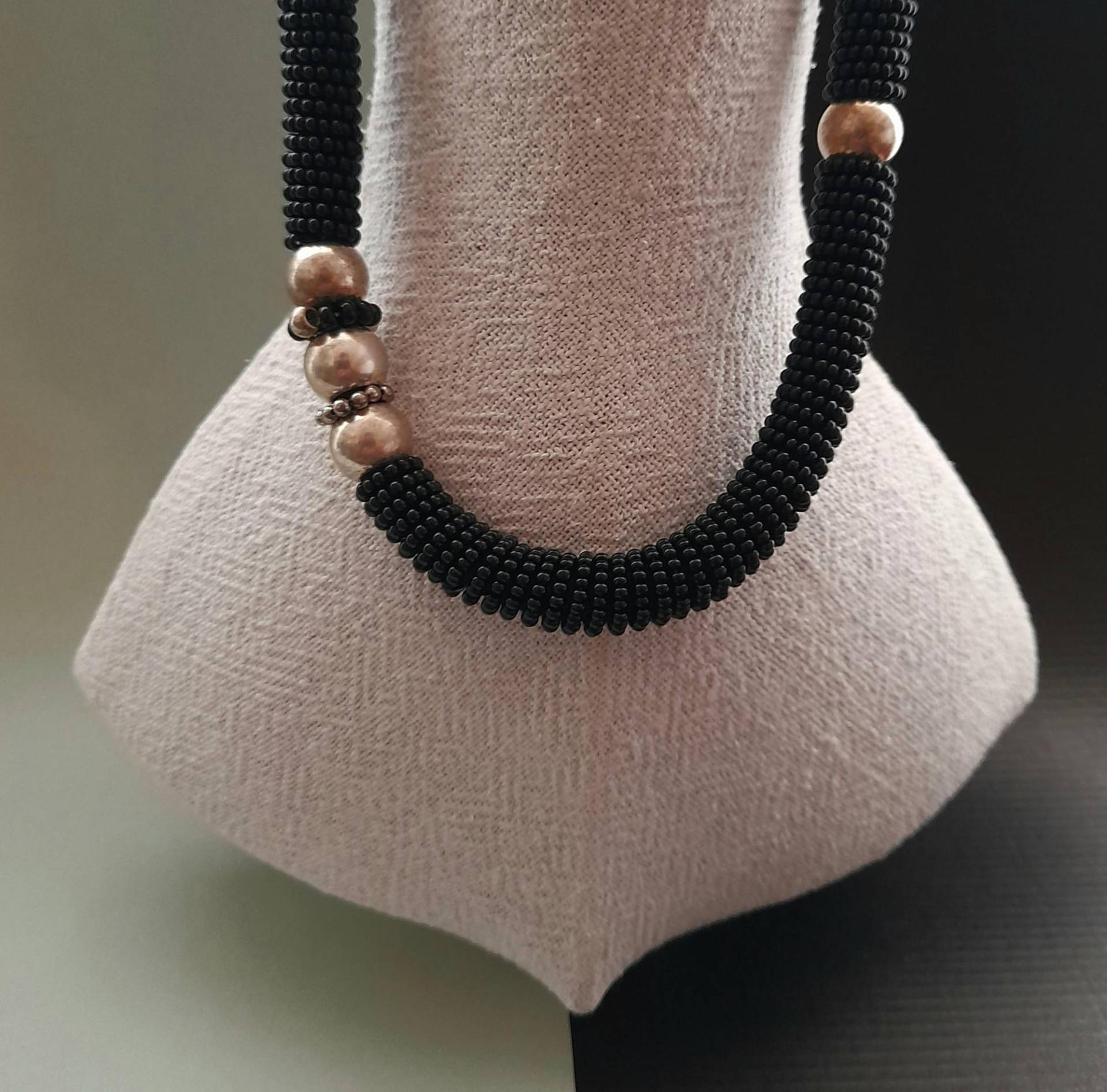 Elegante Seilkette Mit Rocailles -Glasperlen von Hakehana