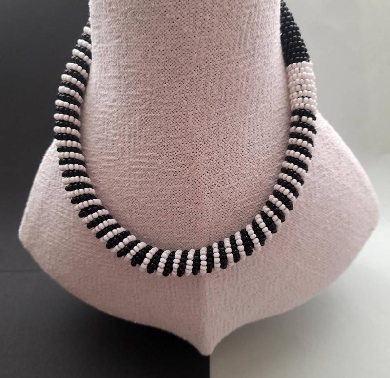 Seilkette Mit Rocailles Glasperlen von Hakehana