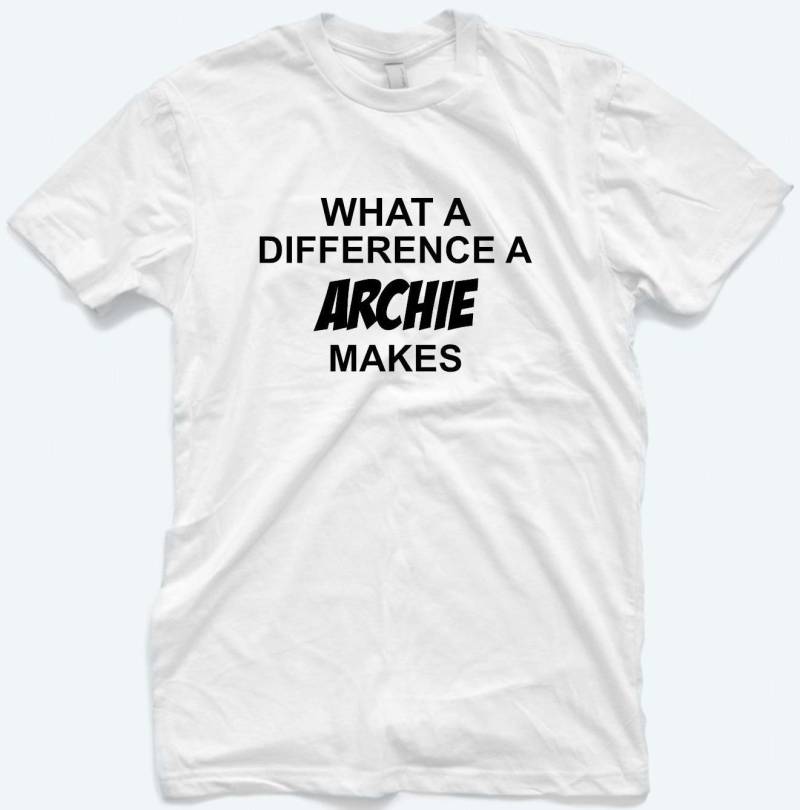 Archie T-Shirt Benutzerdefinierter Name Neuheit Geschenk von HalaPrints