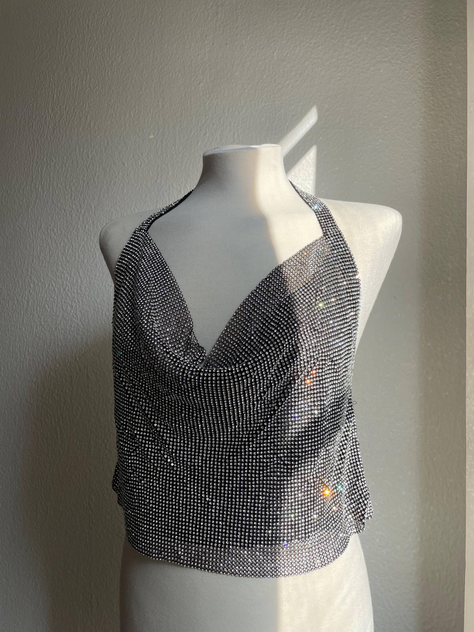 Gemma Top | Schwarz Crystal Chainmail Mesh, Y2K Rave Festival Party Outfit, Handmade von HalcyonStudiosSpain