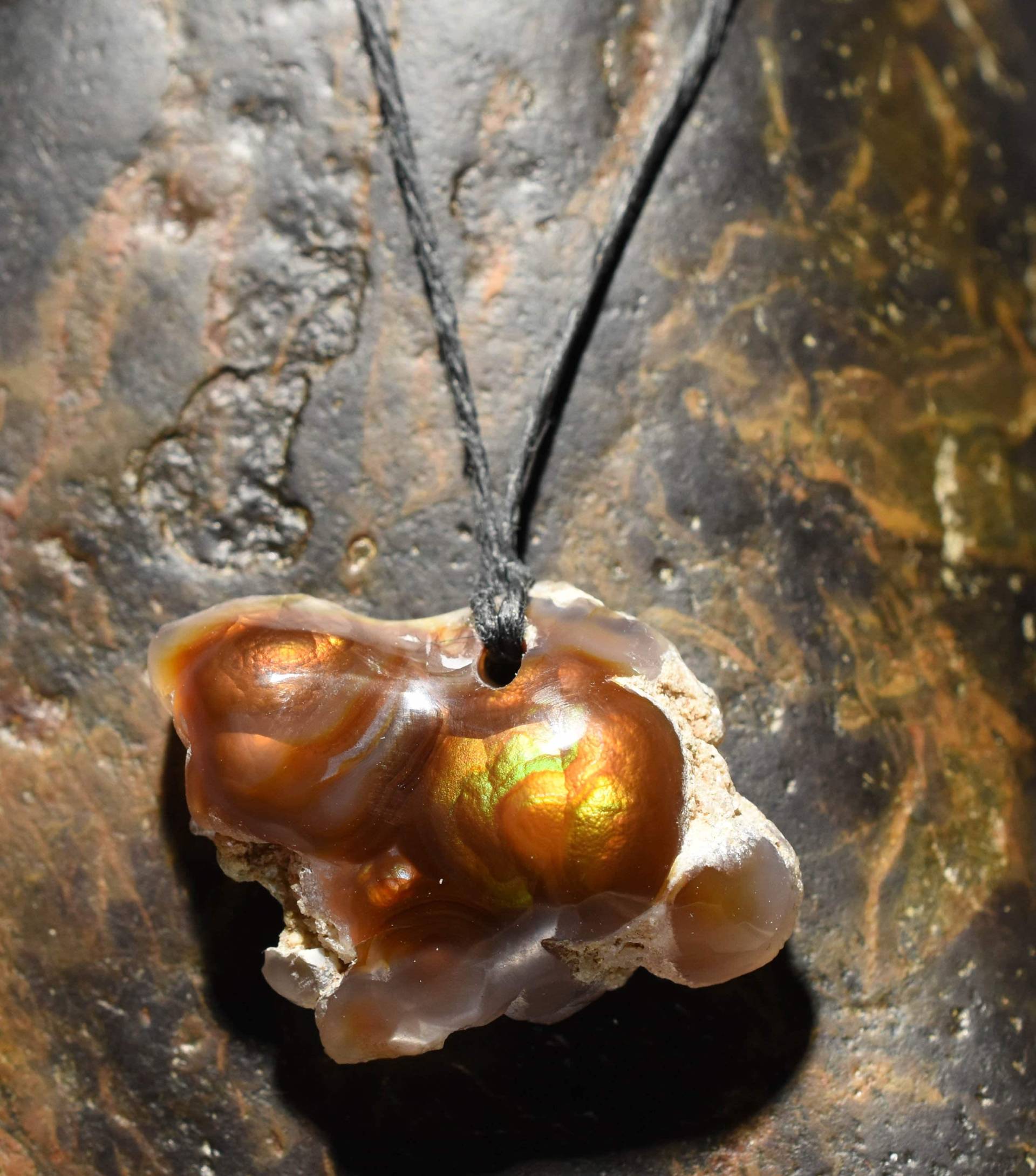 Feuerachat Anhänger Perle Aguascaliente Mexiko Feuerachat Anhänger Perle Aguascaliente Mexiko von Haleslapidary