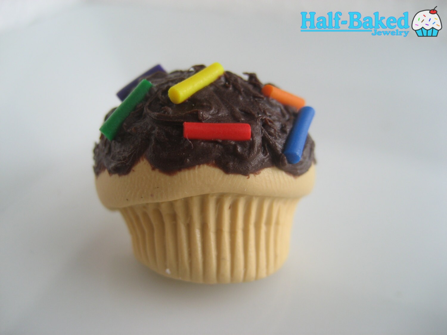 Schokoladen Cupcake Ring Mit Verstellbarer Basis Schokoladen Cupcake Ring Mit Verstellbarer Basis von HalfBakedJewelry