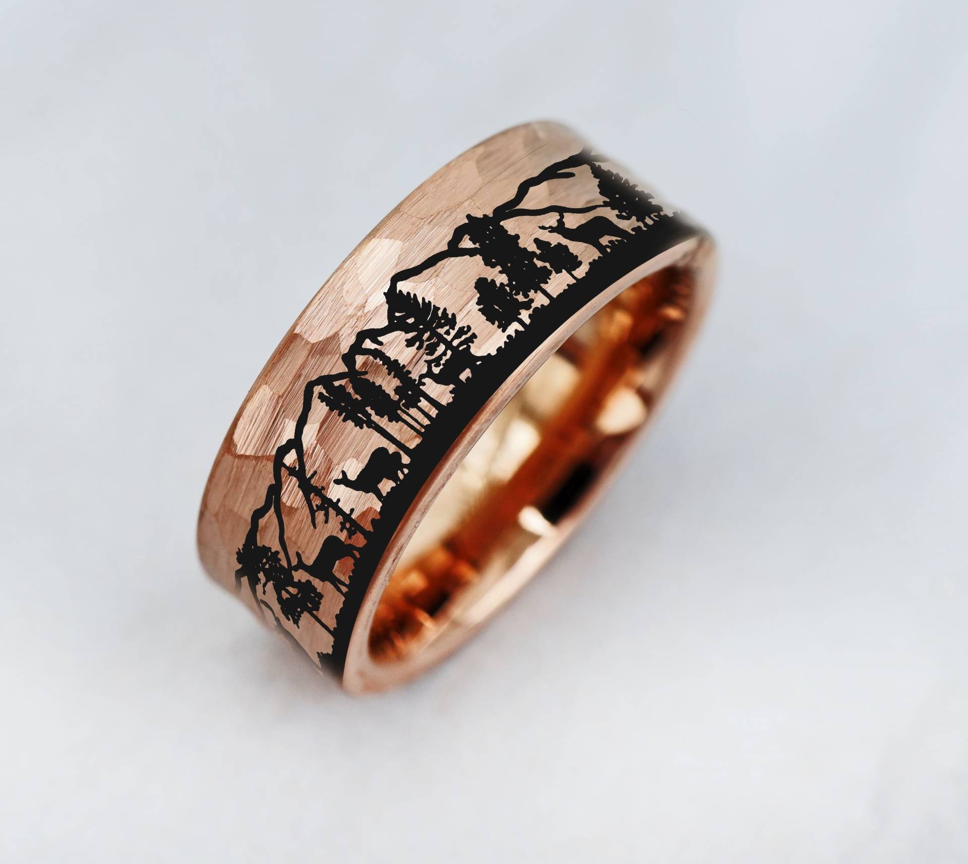 Gehämmerter Elch Ehering, Hirsch Natur Verlobungsring, Wildtier Wanderlust Wolf Ring, Jäger Jagd Ehering von HalfMoonJeweler