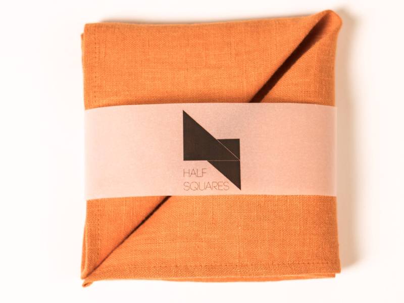 Oranges Leinen Einstecktuch - Hochzeitsanzug von HalfSquares