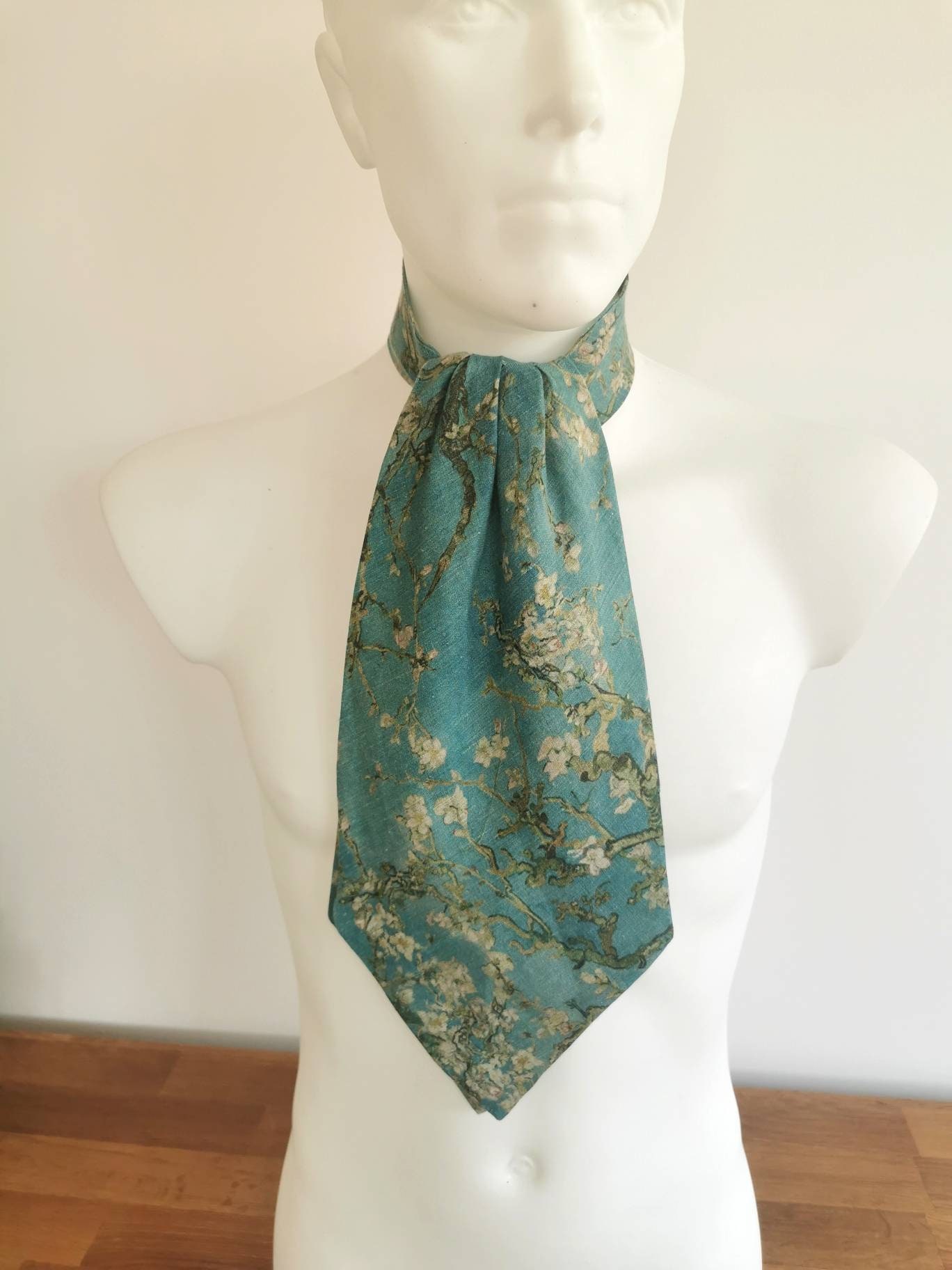Vincent Van Gogh Blossoming Almond Tree Ascot Krawatte Krawatte, Herren Mode Accessoire, Unisex Leinen von HalfSquares