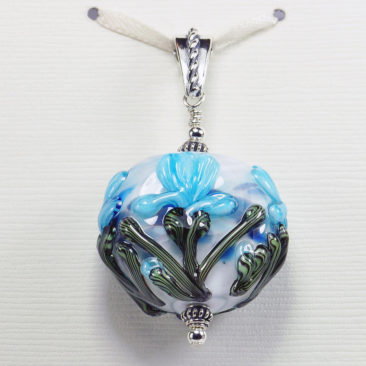 Lampwork Glas Anhänger/Handgemachter Iris Schmuck Halskette Srahallockglass Lampwork Glas Anhänger/Handgemachter Iris Schmuck Halskette Srahallockglass von HallockGlass