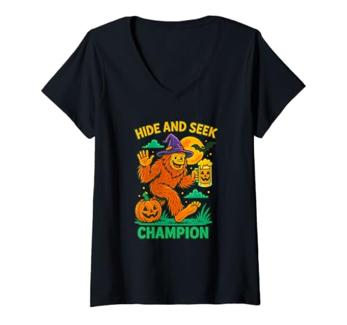Damen Hide and Seek Champion Funny Bigfoot Halloween Art T-Shirt mit V-Ausschnitt Damen Hide and Seek Champion Funny Bigfoot Halloween Art T-Shirt mit V-Ausschnitt von Halloween Bigfoot Drinking Costume