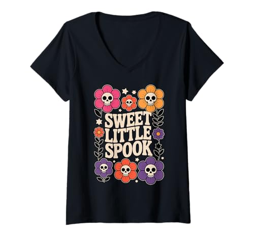 Damen Sweet Little Spook Halloween Boho Vibes T-Shirt mit V-Ausschnitt Damen Sweet Little Spook Halloween Boho Vibes T-Shirt mit V-Ausschnitt von Halloween Boho Sweet Little Flowers Spooky Skulls