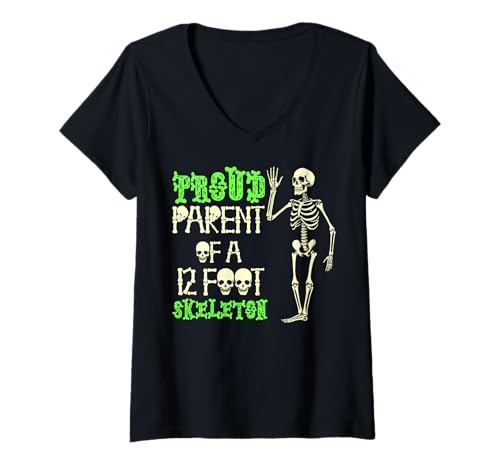 Damen Stolze Eltern eines 3,6 m großen Skeletts, Halloween T-Shirt mit V-Ausschnitt von Halloween Clothing & Costumes