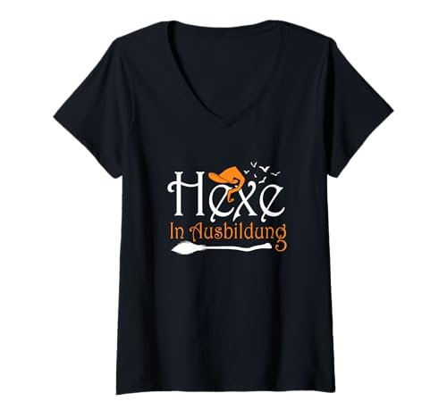Damen Halloween T-Shirt with German Text Witch In Training T-Shirt mit V-Ausschnitt Damen Halloween T-Shirt with German Text Witch In Training T-Shirt mit V-Ausschnitt von Halloween Hexe In Ausbildung