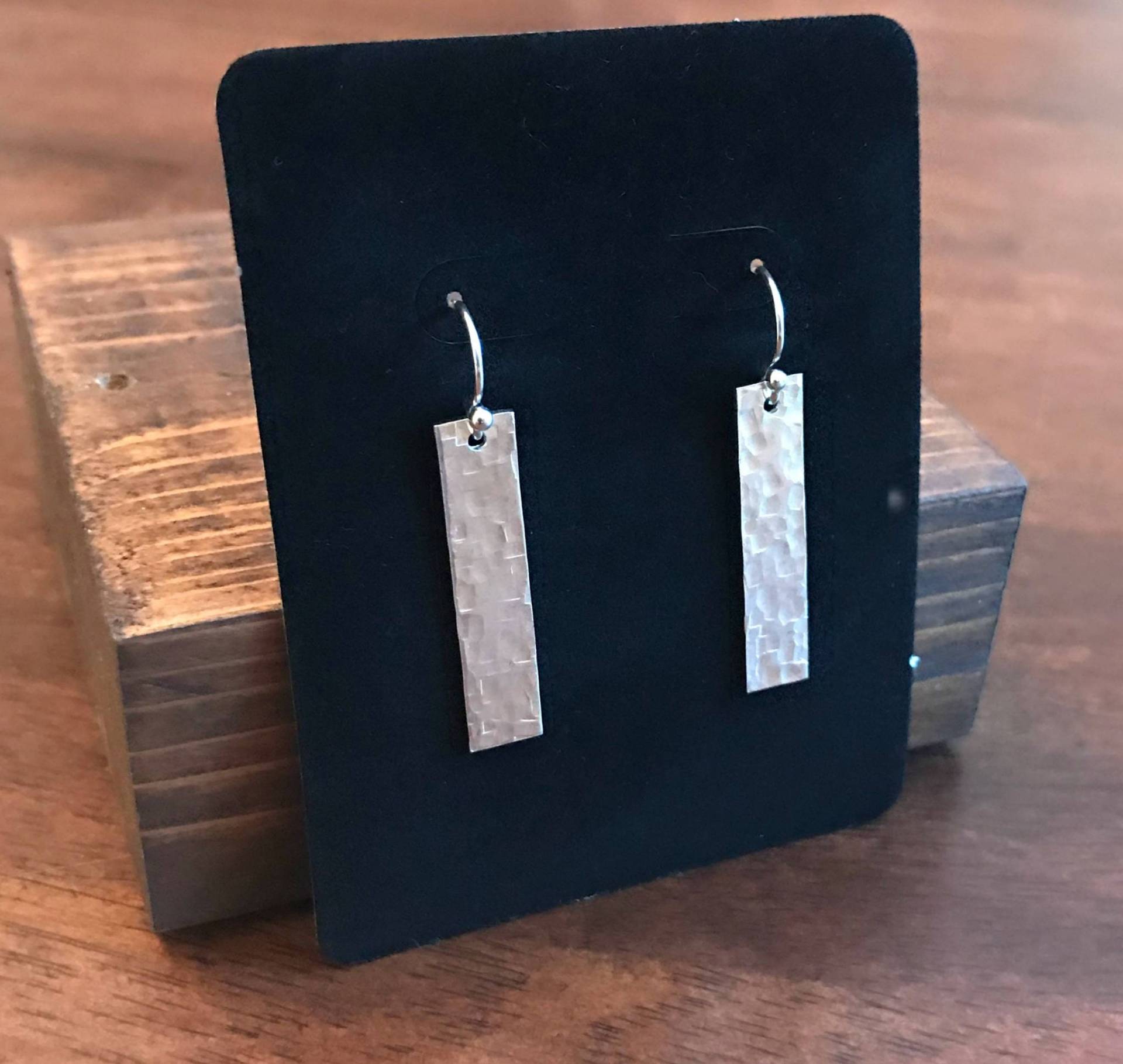 Silber Ohrringe - Sterling Gehämmerte Lange Silber Ohrringe - Sterling Gehämmerte Lange von HammerAndStoneStudio