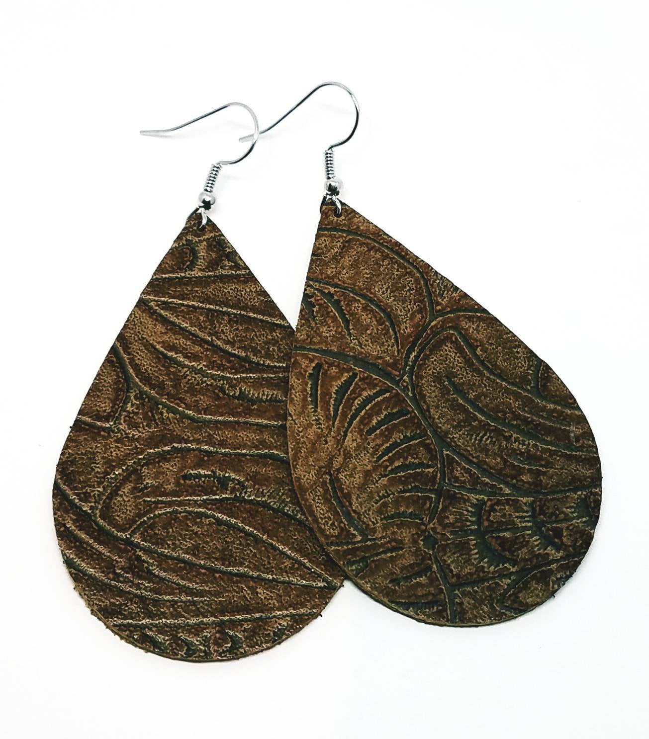 Leder Ohrringe Braun Western Handgemacht By Hammered Love Letters Leder Ohrringe Braun Western Handgemacht By Hammered Love Letters von HammeredLoveLetters
