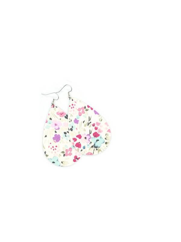 Leder Ohrringe Creme Frühling Floral Handgemacht By Hammered Love Letters Leder Ohrringe Creme Frühling Floral Handgemacht By Hammered Love Letters von HammeredLoveLetters