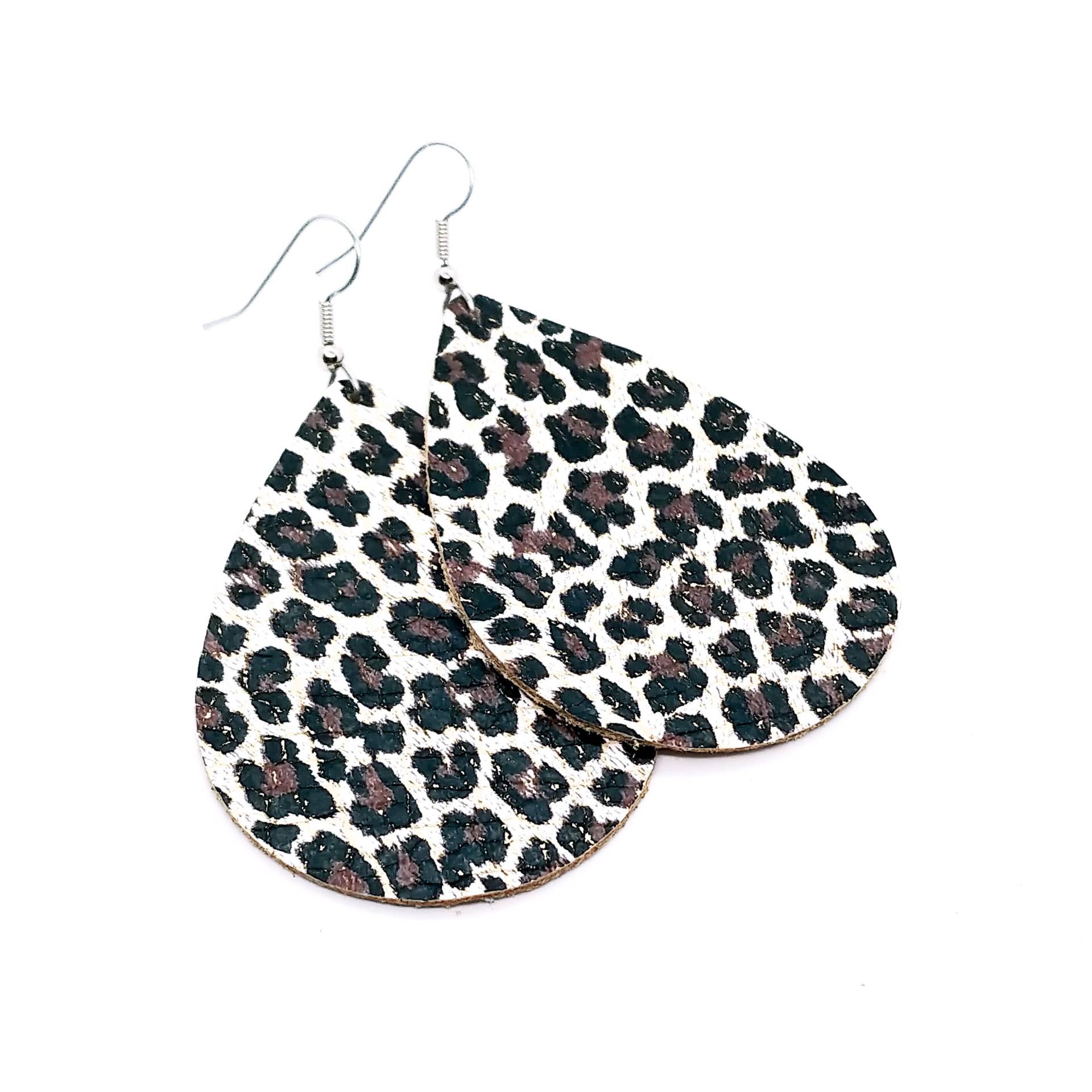 Leder Ohrringe Mandel Gepard New Color Kleiner Leopard Print Wähle Deine Größe Von Hammered Love Letters Leder Ohrringe Mandel Gepard New Color Kleiner Leopard Print Wähle Deine Größe Von Hammered Love Letters von HammeredLoveLetters