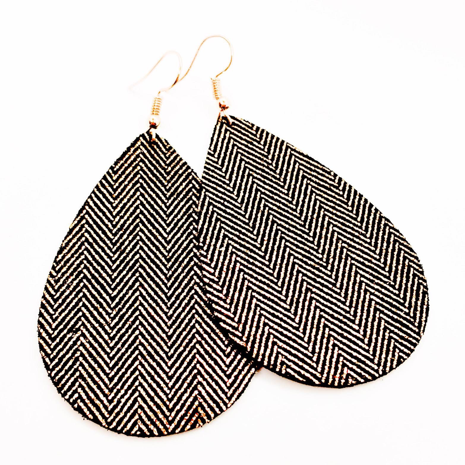 Leder Ohrringe Rosegold Metallic Und Schwarzem Tweed Wählen Sie Ihre Größe Leder Ohrringe Rosegold Metallic Und Schwarzem Tweed Wählen Sie Ihre Größe von HammeredLoveLetters
