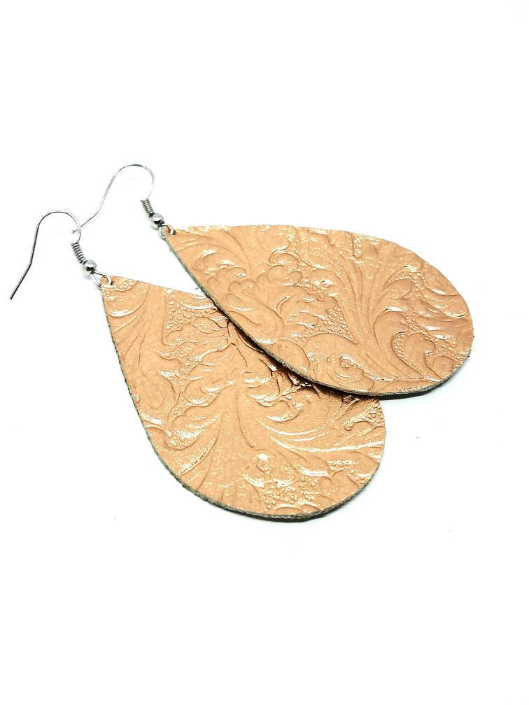 Leder Ohrringe Rosegold Western Handgemacht By Hammered Love Letters Leder Ohrringe Rosegold Western Handgemacht By Hammered Love Letters von HammeredLoveLetters