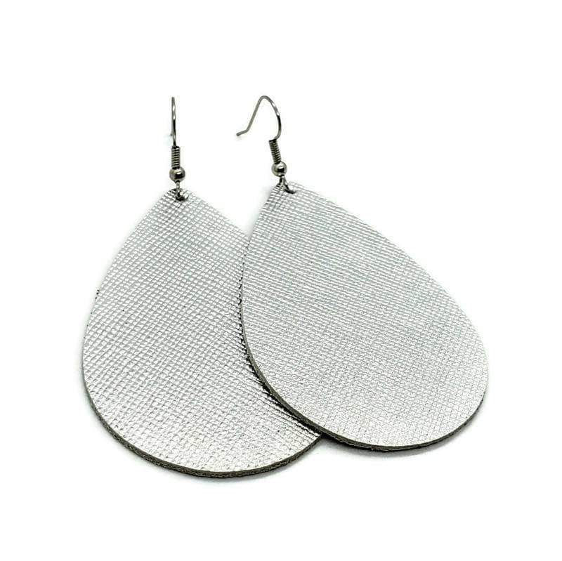 Leder Ohrringe Silber Metallic Saffiano Von Hammered Love Letters Leder Ohrringe Silber Metallic Saffiano Von Hammered Love Letters von HammeredLoveLetters