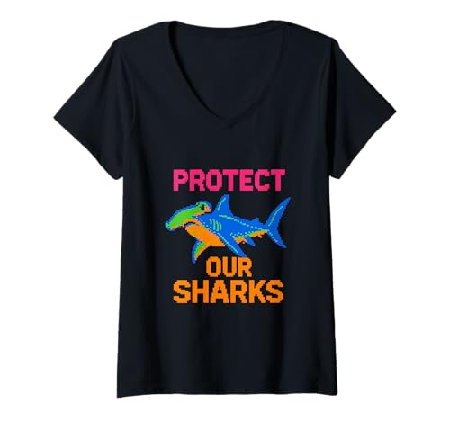 Damen Hammerhead Shark 8-Bit Protect Our Sharks Ocean Surf T-Shirt mit V-Ausschnitt Damen Hammerhead Shark 8-Bit Protect Our Sharks Ocean Surf T-Shirt mit V-Ausschnitt von Hammerhead Harmony - Surf's Up Shark Apparel