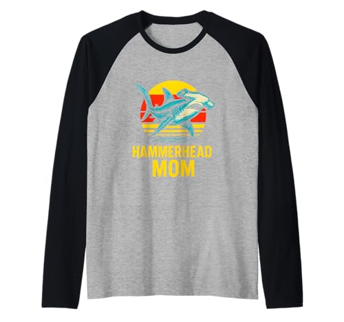 Hammerhead Mom Cute Surfs Up Damen Ocean Raglan Hammerhead Mom Cute Surfs Up Damen Ocean Raglan von Hammerhead Harmony - Surf's Up Shark Apparel