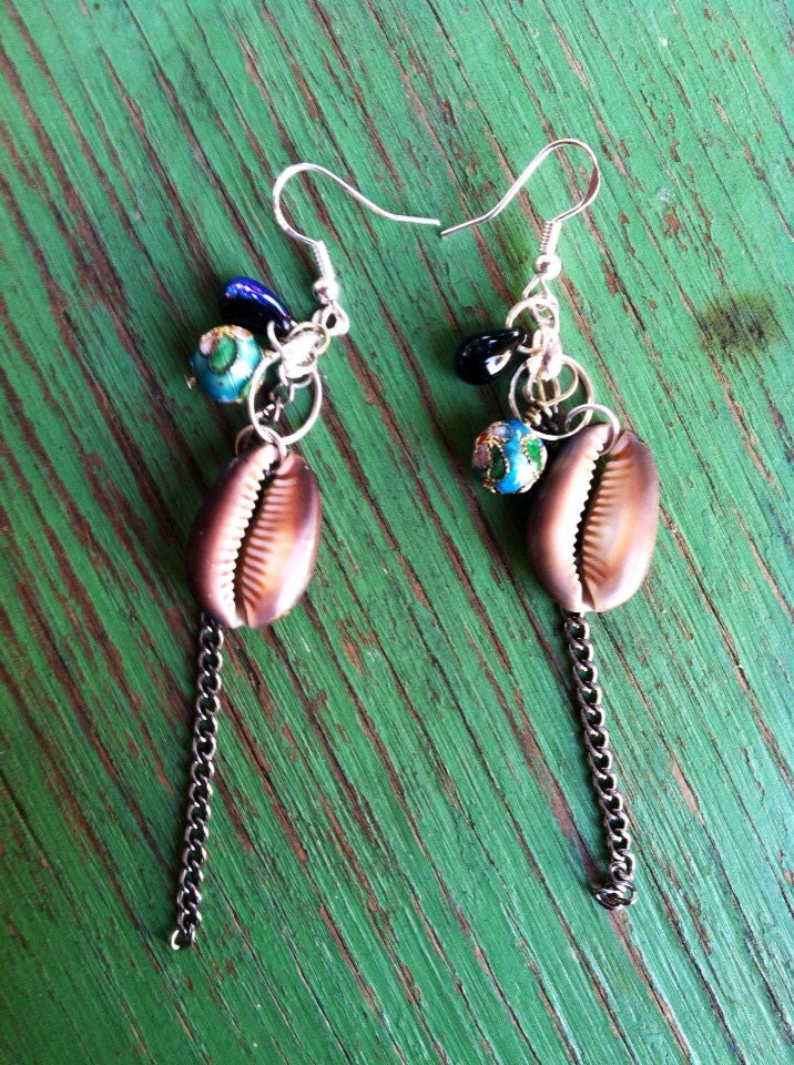 Cowry Und Perlen Ohrringe Sterling Silber Cowry Und Perlen Ohrringe Sterling Silber von HammerheadJunkyard
