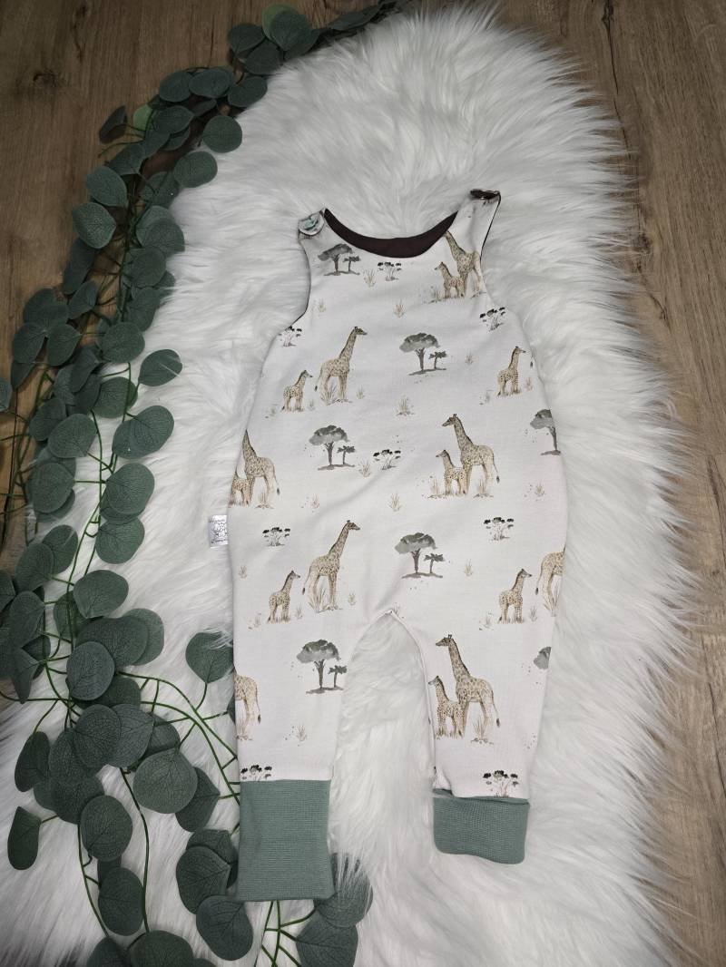 Handgemachter Baby Strampler Jersey | Größe 62 Mitwachsbündchen & Druckknöpfe von HamptiDamptiDesigns