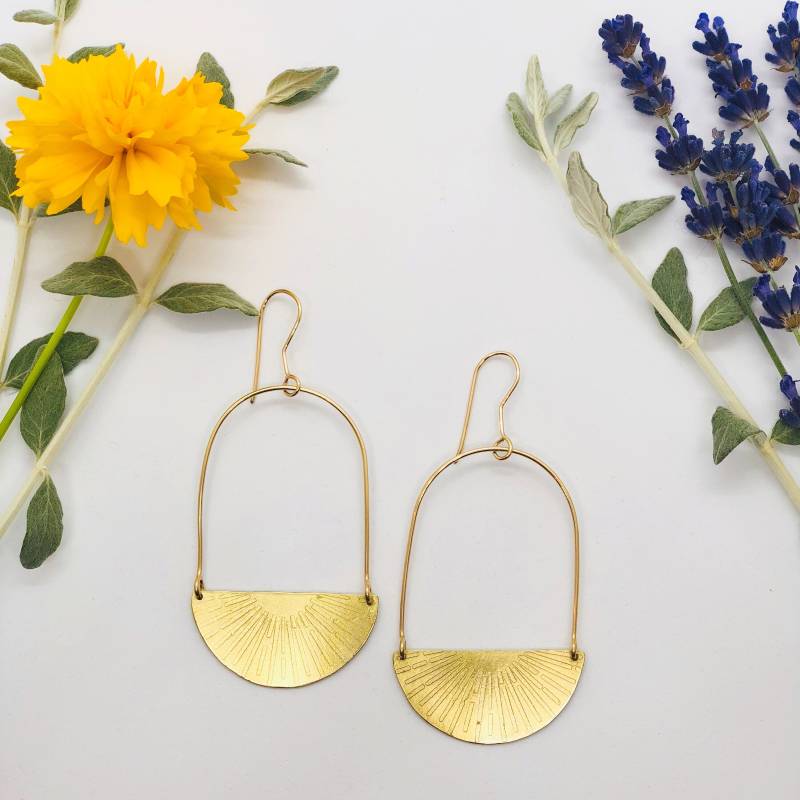 Sunburst Messing Ohrringe/14K Gold Boho Festival Mode Sunburst Messing Ohrringe/14K Gold Boho Festival Mode von HanaMoriah