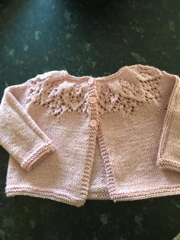 Wunderschöne 4-Lagig Handgestrickter Cardigan von HandKnitting4Sale