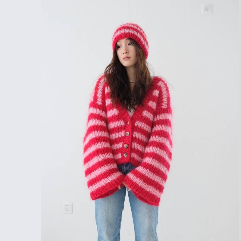 60 Mohair 15 Wolle 17 Polyester 8 Seide Puffärmel Handgefertigte Woll-Cardigans Rot-Rosa-streifen-Pullover-Jacke Frauen von HandKnittingSweater