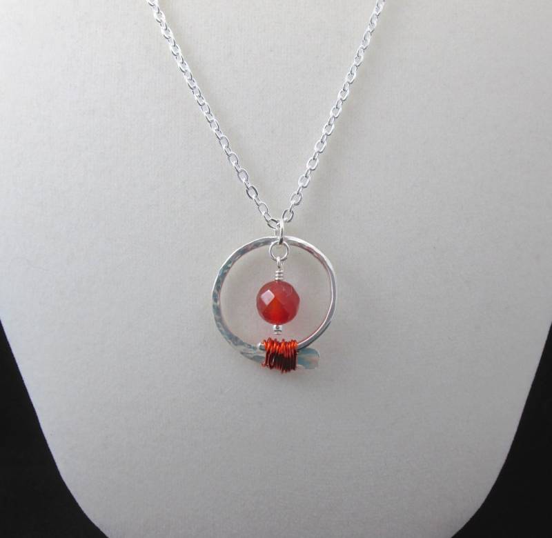 Handgemachter Sterling Silber Karneol Anhänger Draht Gewickelt Halskette von HandMadeBySunshine