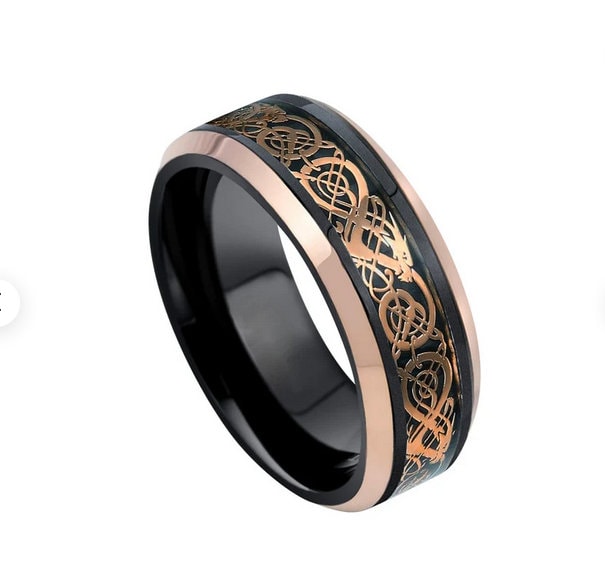 Gravur 8mm Hartmetall Rosegold Drache Inlay Umrandung Ehering Verlobungsring Für Männer Oder Damen von HandMadeCraftsLA