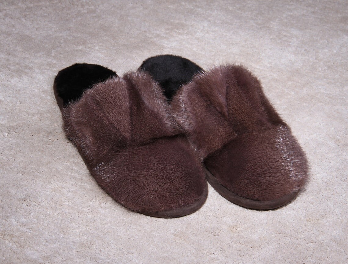 Echtpelz Hausschuhe, Frau 9Us, Außensohle Für Zuhause, Kostenlose Lieferung Weltweit, Bereit Zum Versand, Letztes Paar Echtpelz Hausschuhe, Frau 9Us, Außensohle Für Zuhause, Kostenlose Lieferung Weltweit, Bereit Zum Versand, Letztes Paar von HandMadeFurU