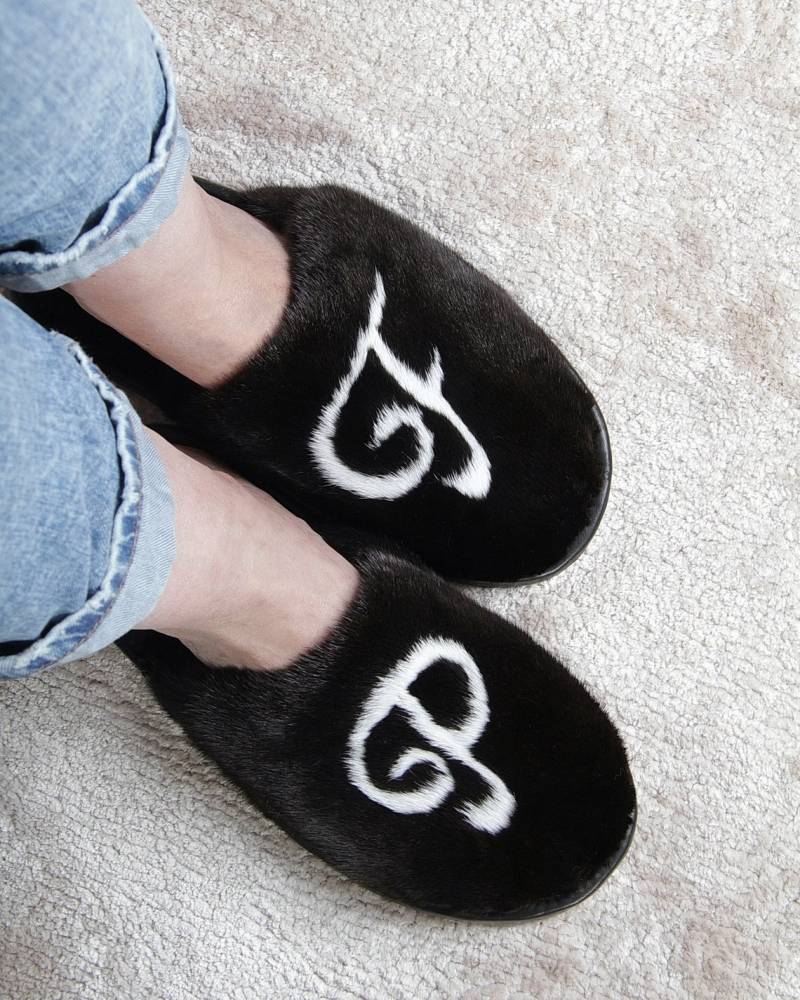 Echtpelz Hausschuhe Für Frau, 8Us Größe, Außensohle Zuhause, "F" - Linker Slipper, "P" Rechtser Versandfertig, Letztes Paar Echtpelz Hausschuhe Für Frau, 8Us Größe, Außensohle Zuhause, "F" - Linker Slipper, "P" Rechtser Versandfertig, Letztes Paar von HandMadeFurU