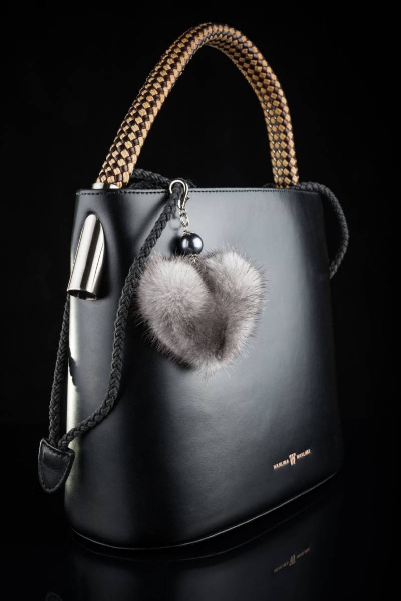 Schlüsselanhänger Herz Aus Echtem Nerzfell, Grauer Love Anhänger, Schlüsselring Mit Perlen An Einem Federhaken - Das Beste Geschenk Für Sie Schlüsselanhänger Herz Aus Echtem Nerzfell, Grauer Love Anhänger, Schlüsselring Mit Perlen An Einem Federhaken - Das Beste Geschenk Für Sie von HandMadeFurU