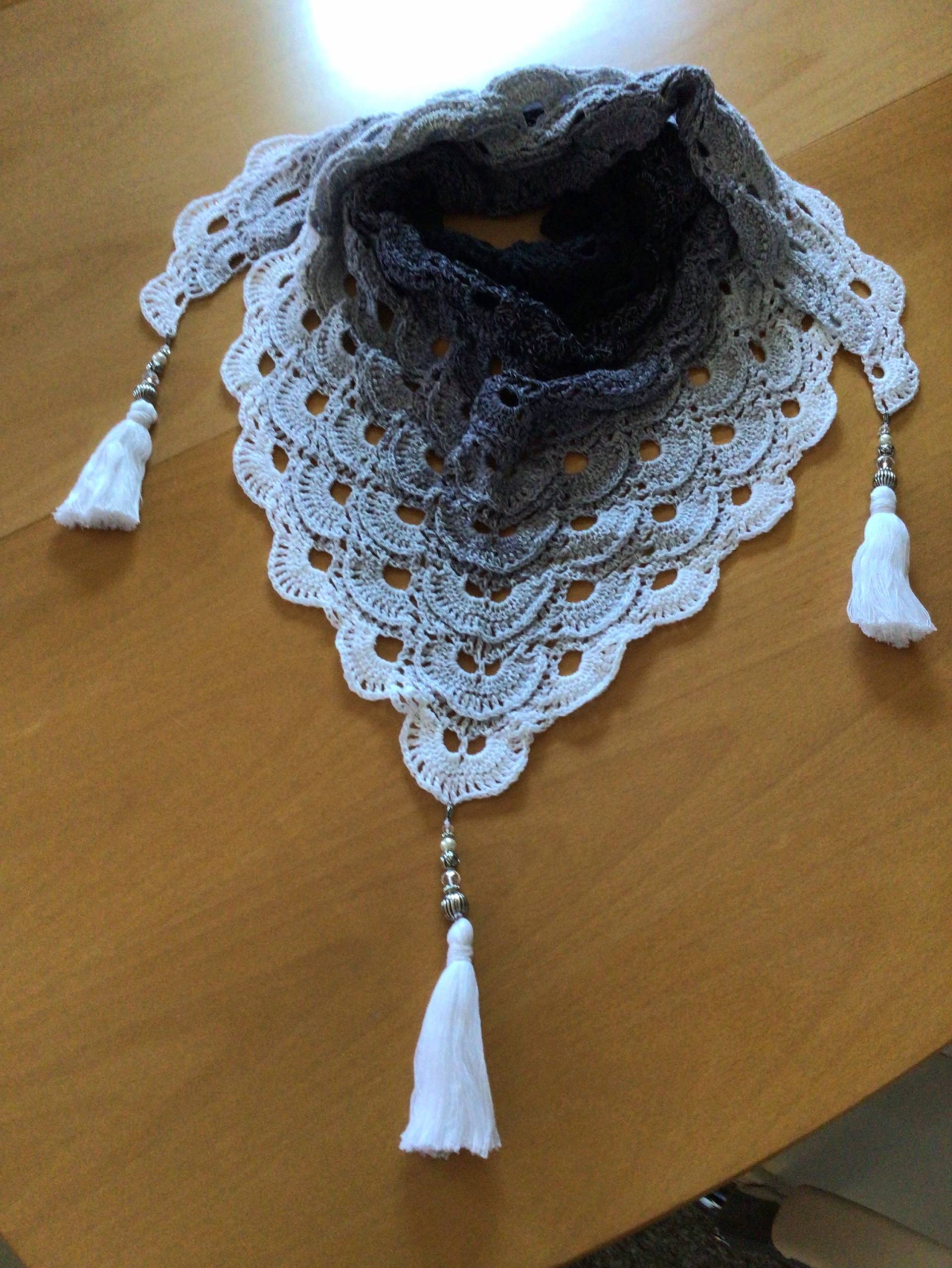 Dreieckstuch, Schultertuch, Lacetuch, Sommertuch, Stola, Geschenkidee, Häkelschal von HandMadeTraumbyKatja