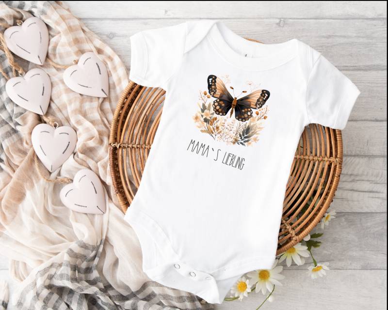 Babybody Mamas Liebling, Suit Schmetterling, Bady Strampler Kurzarm von HandMakeCandle