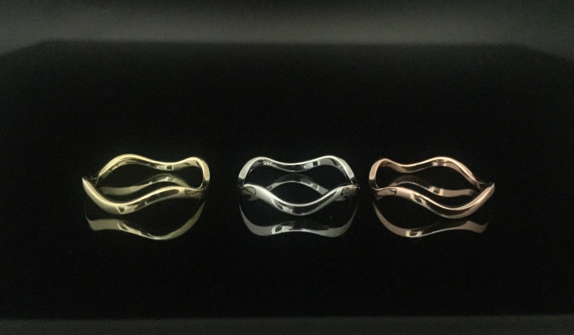 Stapel Ringe Tri Color // 925 Sterling Silber Set Aus 3 Ringen in Gold, Und Rosegold von HandandMindSilver