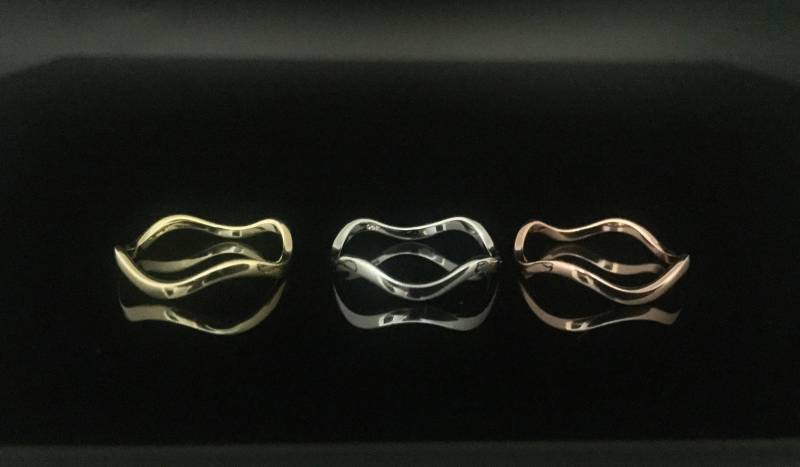 Stapel Ringe Tri Color // 925 Sterling Silber Set Aus 3 Ringen in Gold, Und Rosegold von HandandMindSilver
