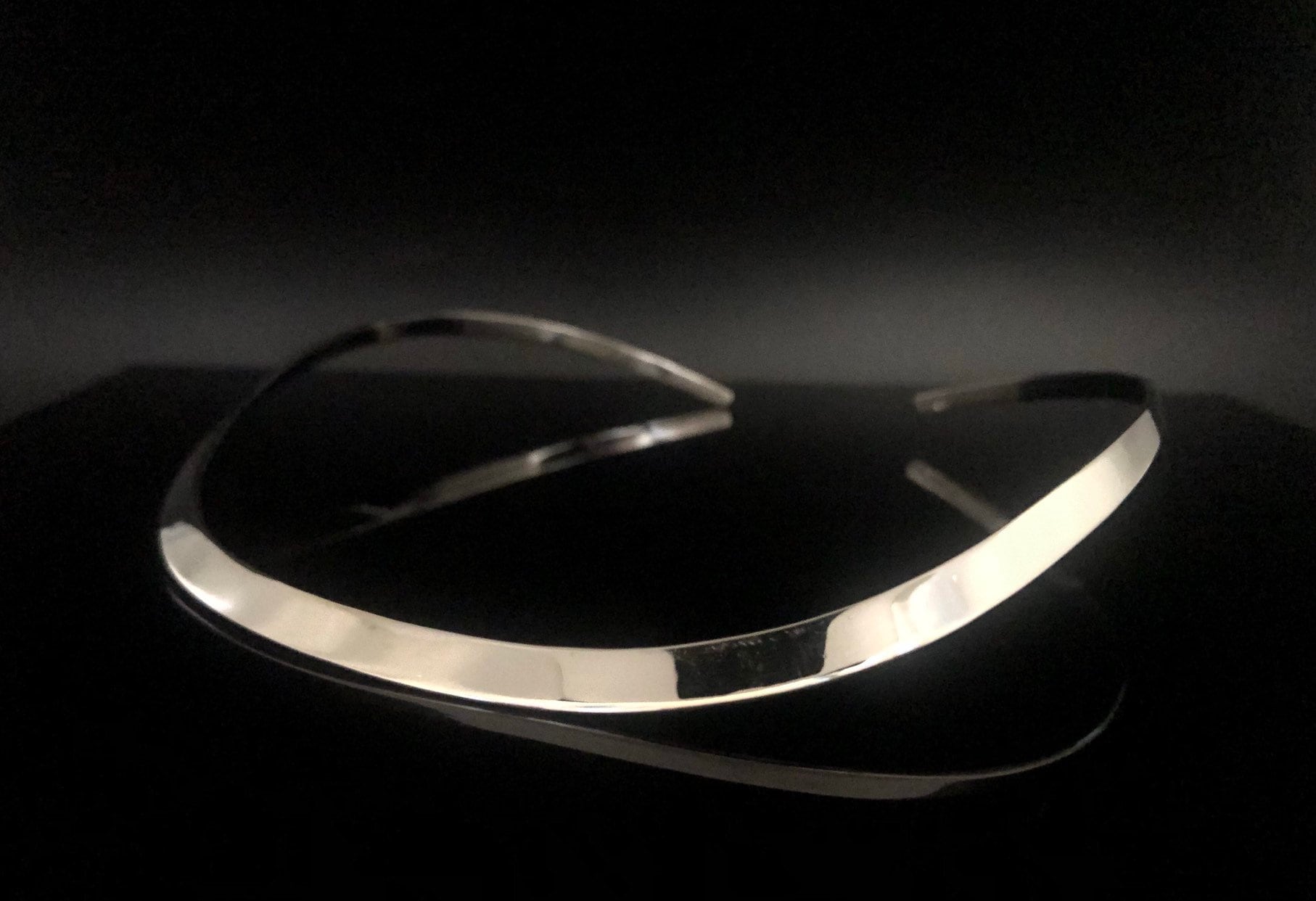 sterling Silber Flach Halsreif 6 Mm Halsband, 45 cm von HandandMindSilver